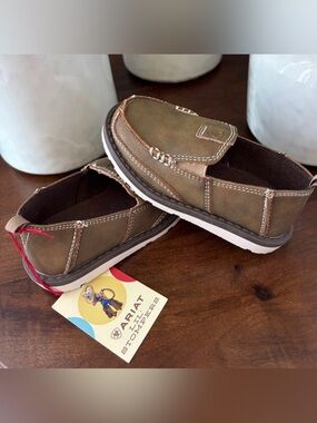 Ariat Lil Stompers Buckskin leather,EVA midsole tread sole,slip on loafer